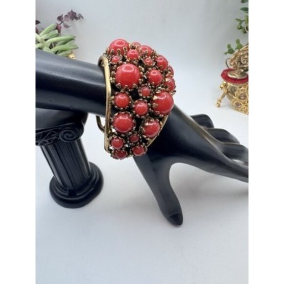 Zara Red Resin Accent Chunky Cuff Bracelet Gold Tone Open-Ended Design NWOT - Picture 3 of 10